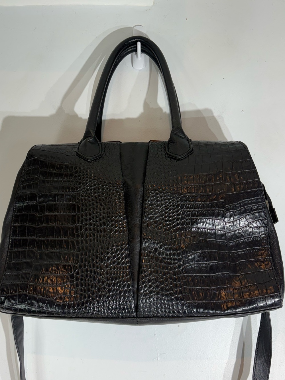 Walter by Walter Baker Black Croc Embossed Leather Satchel Crossbody Bag - Picture 7 of 13